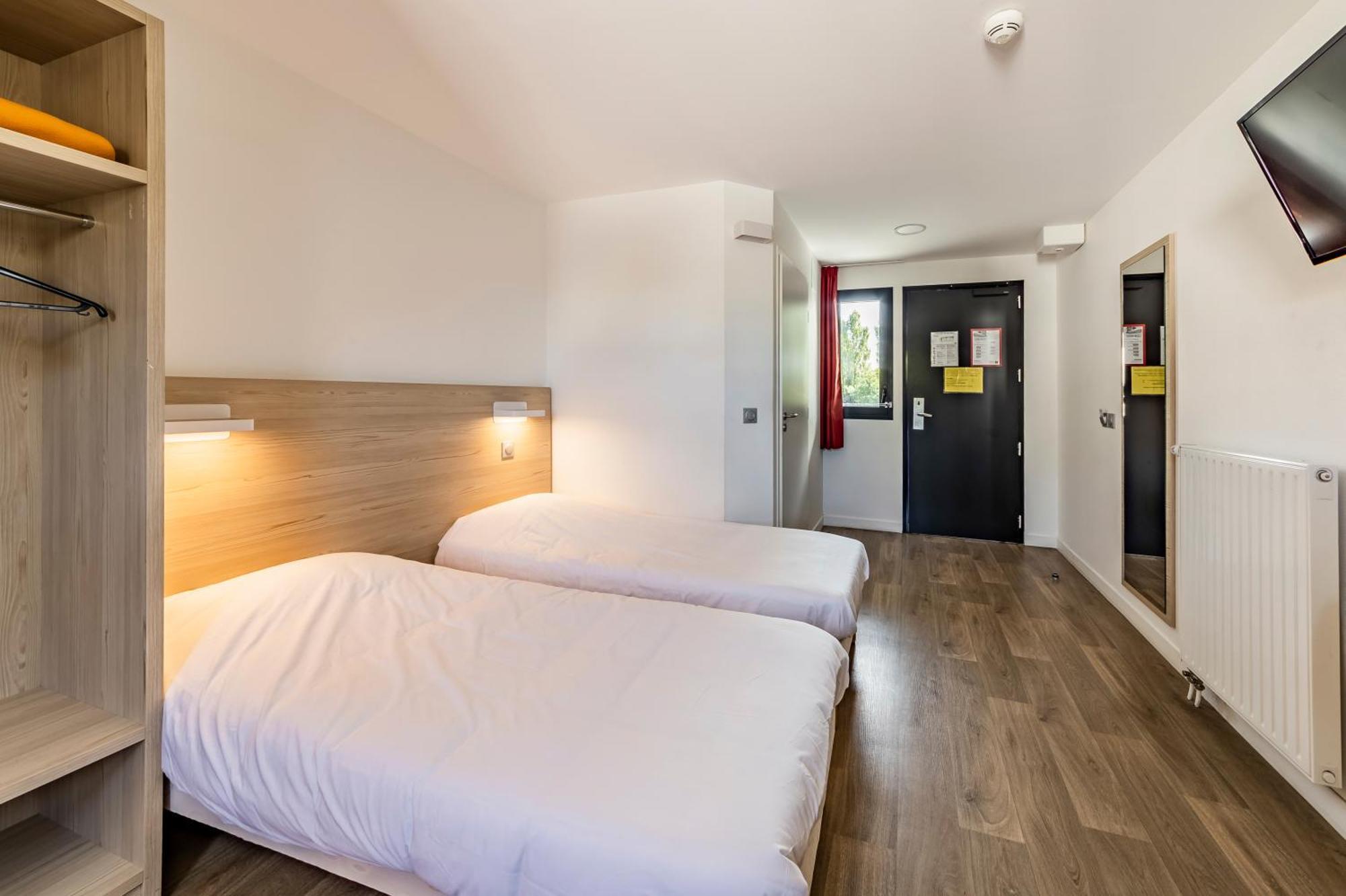 Hotel Du Parc - Chantepie Zewnętrze zdjęcie